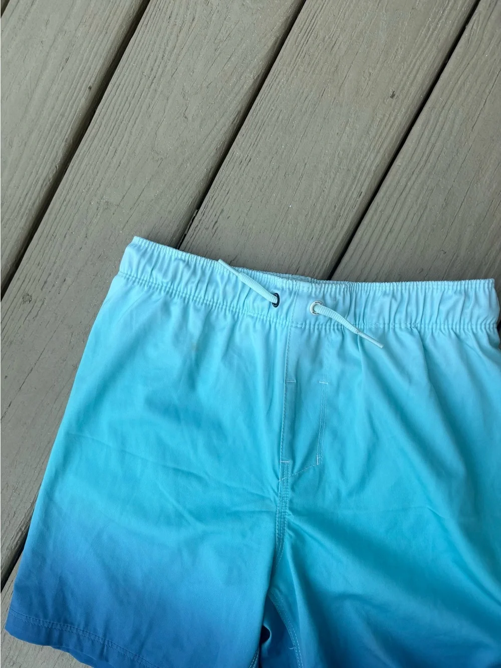 HURLEY Boys Gradient Aqua to Navy Swim Shorts, Size: M (boys 10/12)